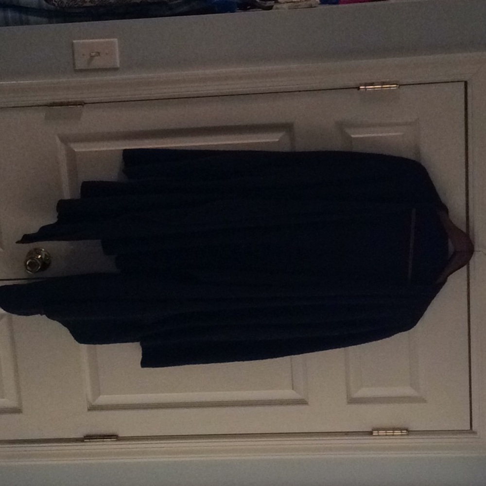 Barefoot Dreams cozy lite Cardigan sweater.